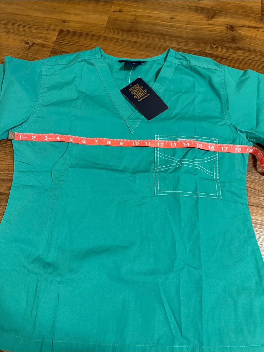 Blue Sky Co. Scrub Set - Picture 8 of 9